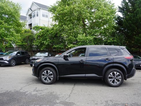 Used 2023 Nissan Rogue SV AWD/4WD image 5