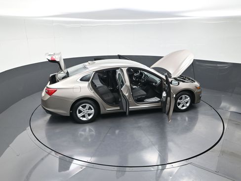 Used 2024 Chevrolet Malibu LT image 14