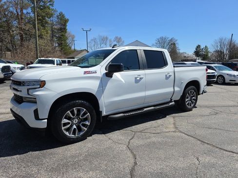 Certified 2019 Chevrolet Silverado 1500 RST image 3