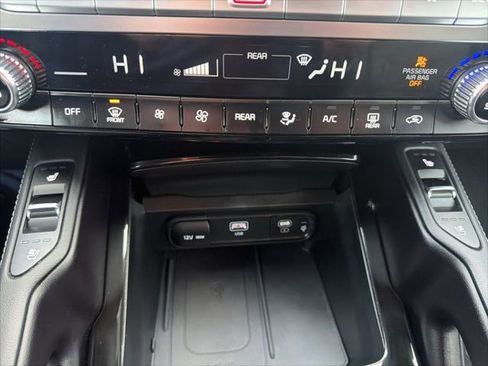 Certified 2024 Kia Telluride EX w/ EX Captain's Chair Package image 29