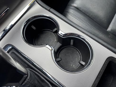 Used 2020 Jeep Grand Cherokee Limited w/ Luxury Group II image 28