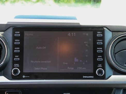 Used 2021 Toyota Tacoma SR5 RWD image 13