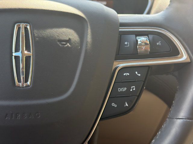 Used 2020 Lincoln Nautilus Reserve w/ Equipment Group 201A FWD image 30