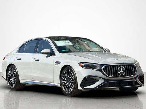 New 2026 Mercedes-Benz E 53 AMG e 4MATIC Sedan image 7