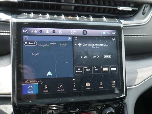Used 2023 Jeep Grand Cherokee Limited AWD/4WD image 21