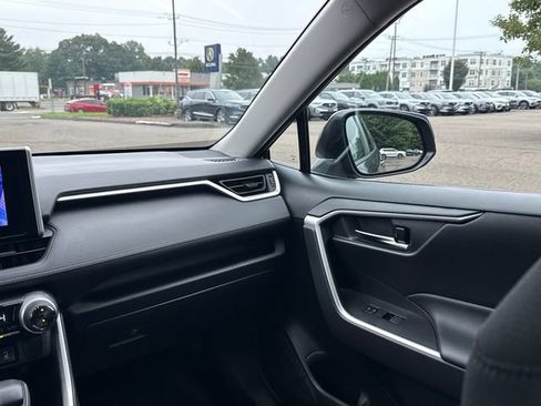 Used 2024 Toyota RAV4 XLE w/ Weather Package AWD/4WD image 33