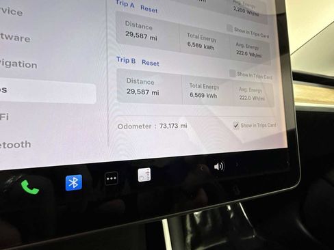 Used 2020 Tesla Model 3 Standard Range Plus image 17