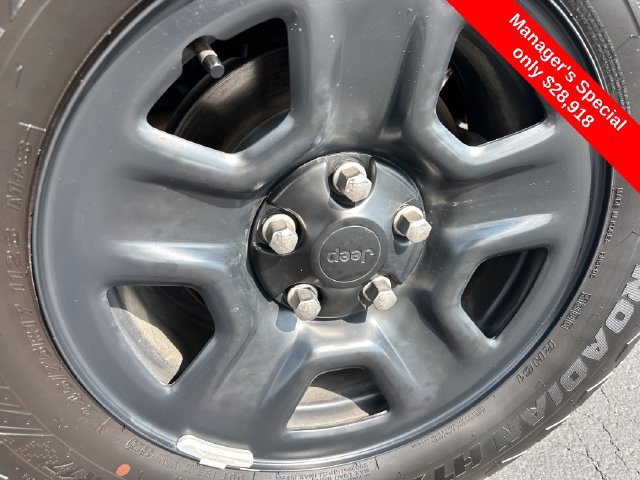 Used 2026 Jeep Wrangler Sport AWD/4WD image 25