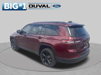 Used 2024 Jeep Grand Cherokee L Limited w/ Black Appearance Package AWD/4WD video 4
