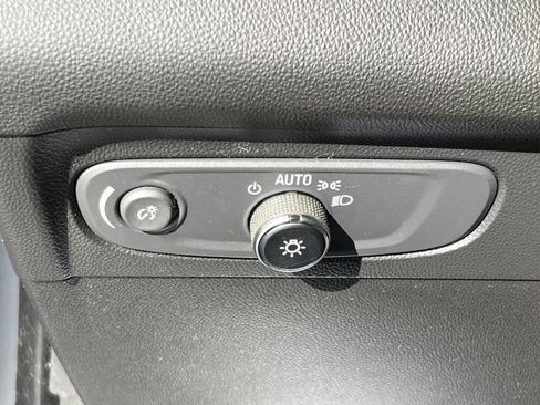 Used 2021 Buick Envision Preferred AWD/4WD image 20