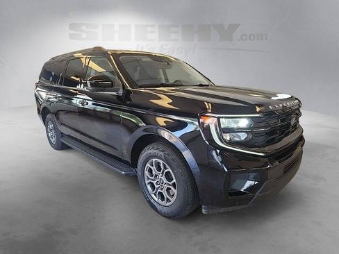 Certified 2025 Ford Expedition Max Active AWD/4WD image 2