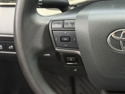 Used 2025 Toyota Camry LE FWD image 14