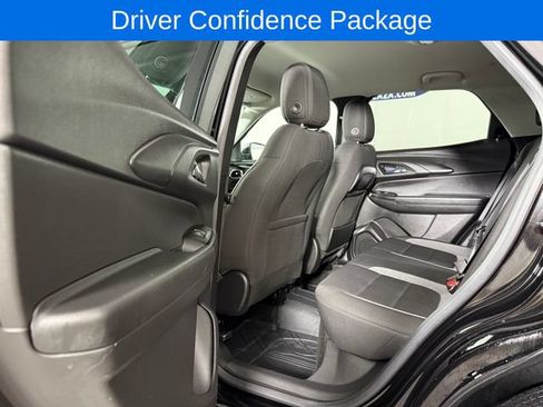 Used 2023 Chevrolet TrailBlazer LT w/ Convenience Package AWD/4WD image 14