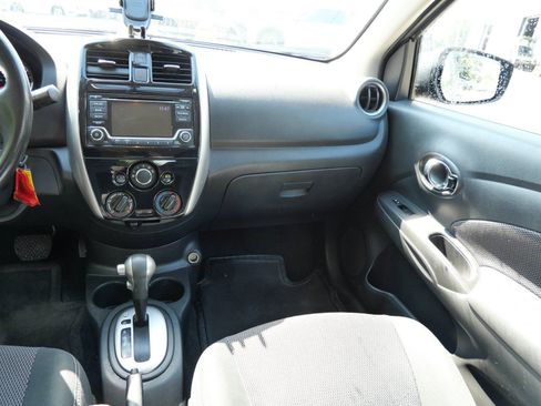 Used 2018 Nissan Versa SV w/ SV Special Edition Package FWD image 14