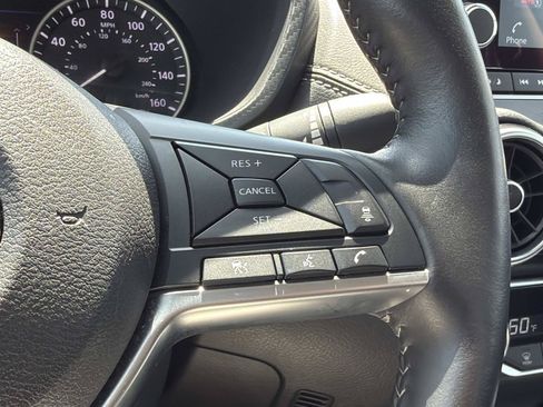 Used 2025 Nissan Sentra SV w/ All-Weather Package FWD image 10