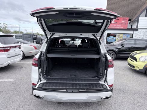Used 2019 BMW X5 xDrive40i w/ Convenience Package AWD/4WD image 5