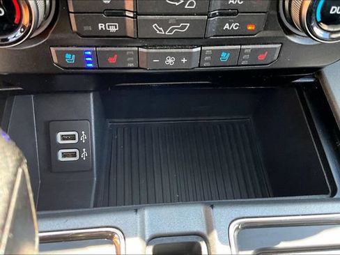 Used 2018 Ford F150 Raptor w/ Equipment Group 802A Luxury AWD/4WD image 15
