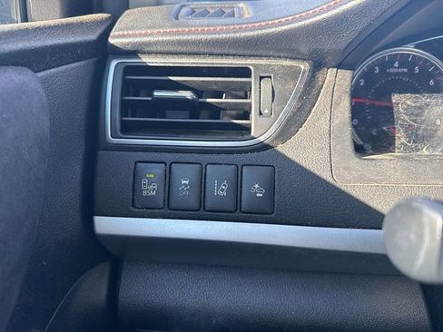 Used 2015 Toyota Camry XSE image 21