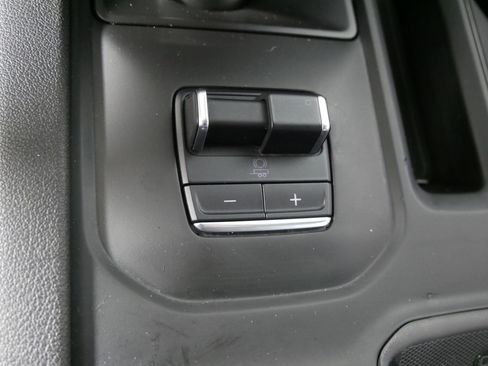 Certified 2022 GMC Sierra 1500 AT4 image 30