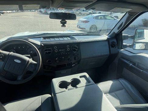 Used 2013 Ford F250 XL w/ PWR Equipment Group image 8