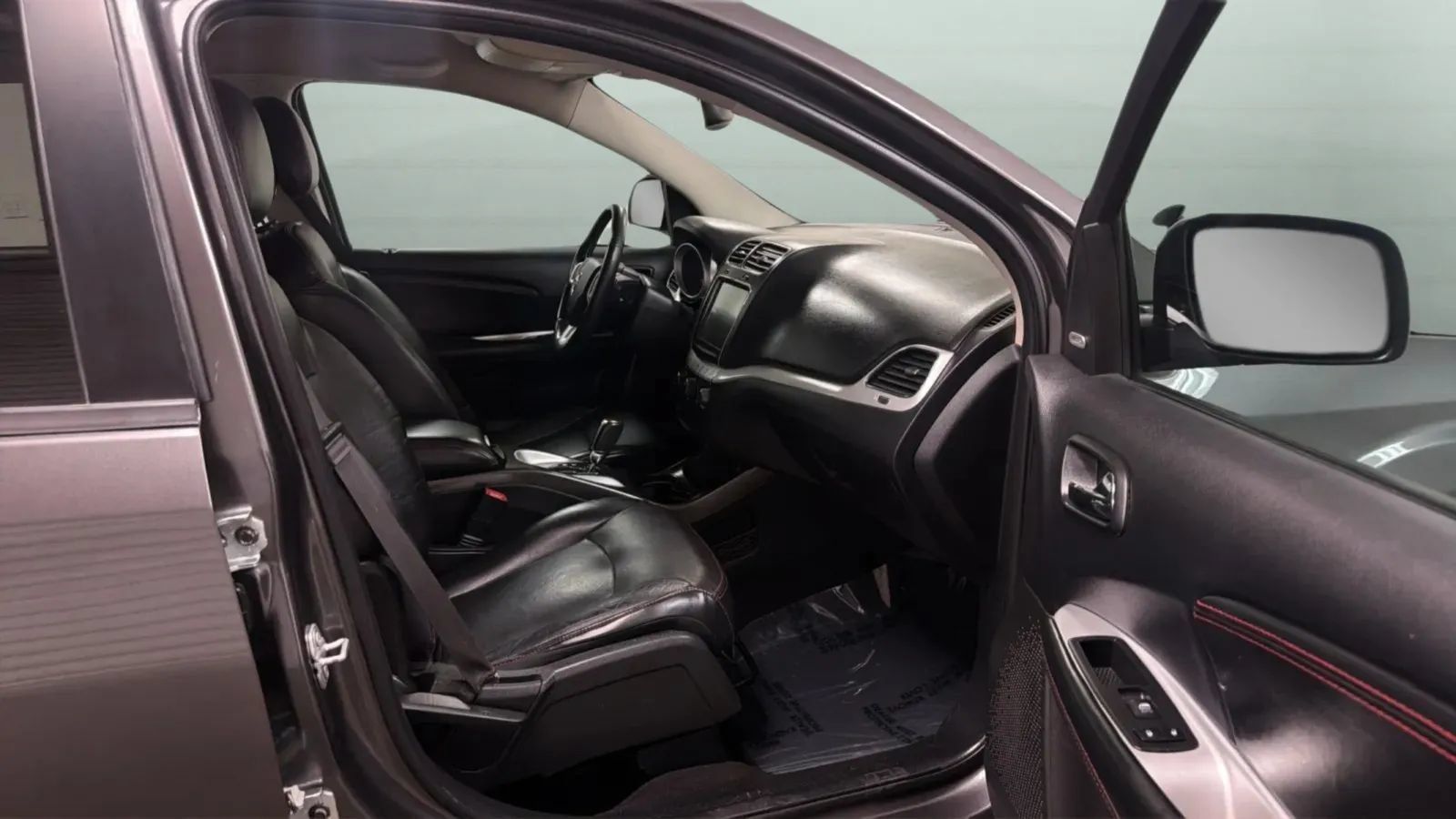 Used 2017 Dodge Journey GT FWD image 22