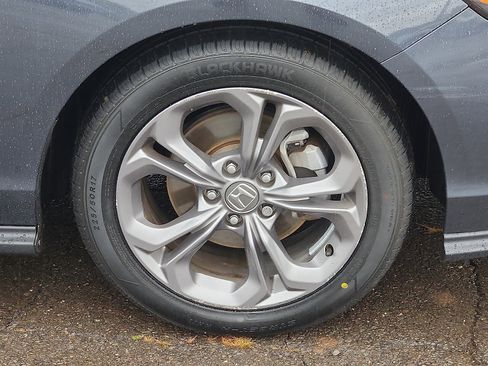 Used 2024 Honda Accord EX image 8