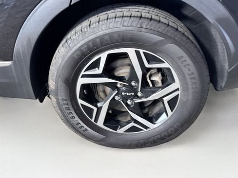 Certified 2023 Kia Sportage LX AWD/4WD image 30