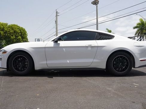 Used 2022 Ford Mustang Coupe w/ Black Accent Package RWD image 4