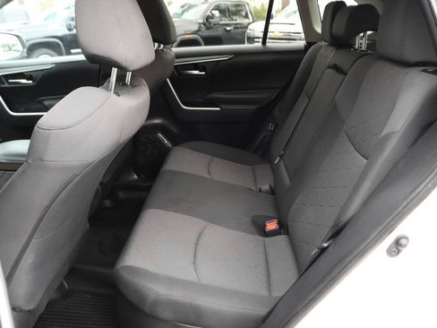 Used 2020 Toyota RAV4 XLE w/ XLE Grade Weather Package AWD/4WD image 30