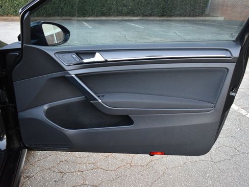 Used 2015 Volkswagen GTI S image 29