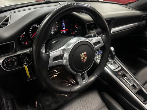 Used 2014 Porsche 911 Carrera S image 9