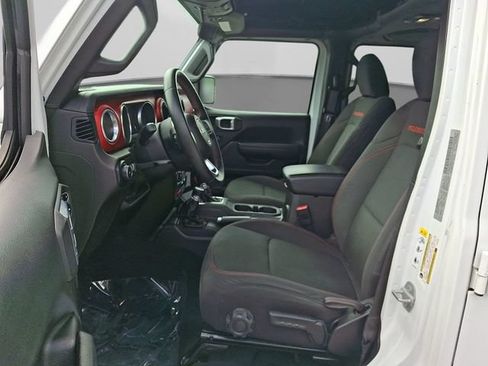 Used 2018 Jeep Wrangler Unlimited Rubicon AWD/4WD image 16