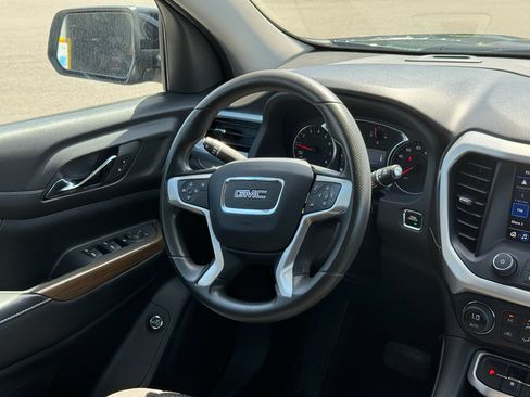 Used 2023 GMC Acadia SLE w/ Driver Convenience Package FWD image 21