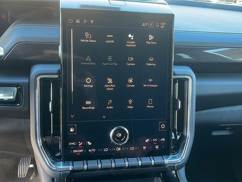 New 2026 GMC Yukon Elevation image 16