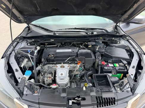 Used 2013 Honda Accord EX image 19