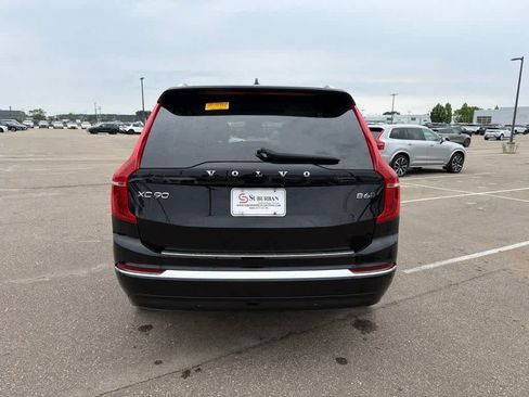 Used 2024 Volvo XC90 B6 Plus w/ Protection Package Premier AWD/4WD image 4