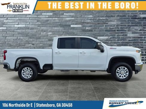 Used 2023 Chevrolet Silverado 2500 LT AWD/4WD image 7