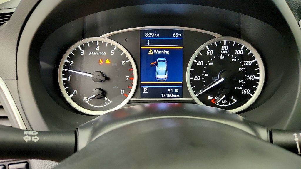 Used 2019 Nissan Sentra SV FWD image 15