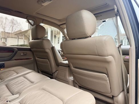 Used 2001 Lexus LX 470 4WD image 29