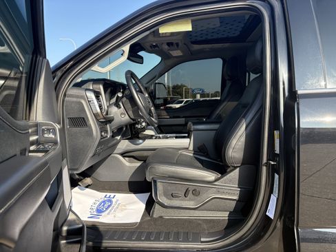 Used 2024 Ford F250 Lariat w/ Lariat Ultimate Package image 10