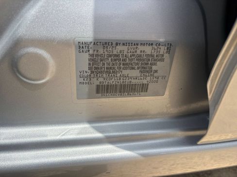 Used 2025 Nissan Versa SV FWD image 26