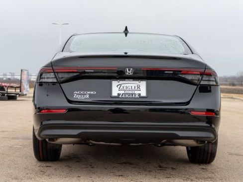 New 2026 Honda Accord SE image 6