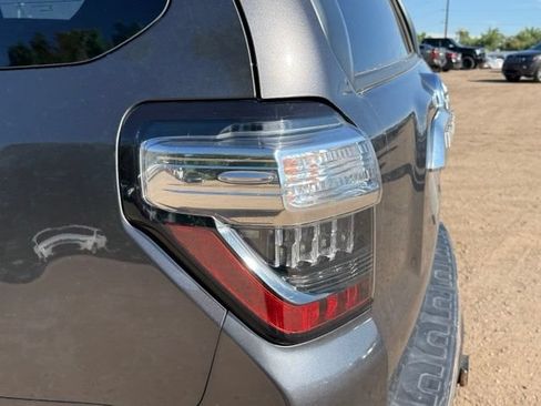 Used 2015 Toyota 4Runner Limited AWD/4WD image 12