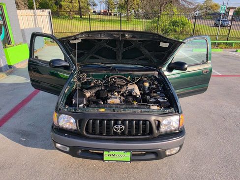 Used 2001 Toyota Tacoma 2WD Regular Cab image 46