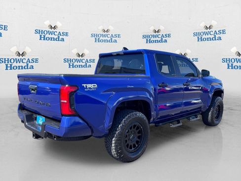 Used 2024 Toyota Tacoma TRD Sport AWD/4WD image 8