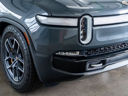 Used 2022 Rivian R1T Launch Edition image 18