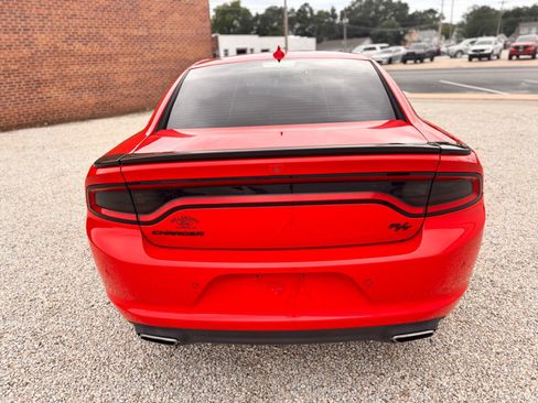 Used 2018 Dodge Charger R/T image 5