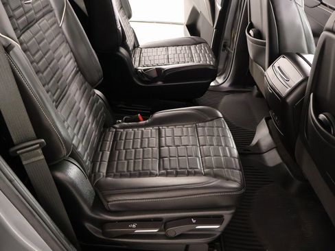 Used 2023 Cadillac Escalade Premium Luxury Platinum w/ LPO, Floor Liner Package image 16