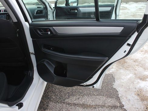 Used 2015 Subaru Legacy 2.5i Premium image 36