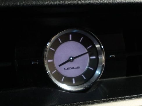 Used 2015 Lexus ES 300h image 19